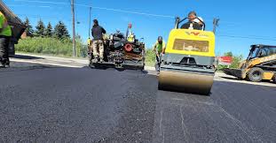 Best Recycled Asphalt Driveway Installation  in Choctaw Lake, OH